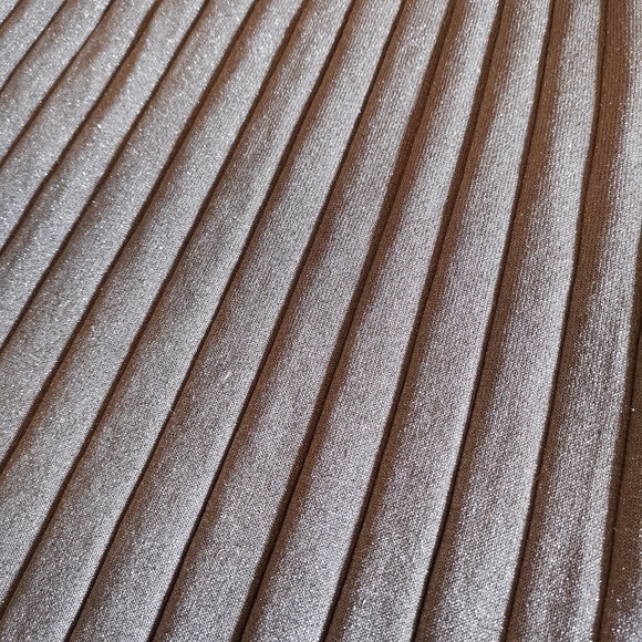 Wilfred Metallic Nude Pink High Waist Skirt - Picture 7 of 9